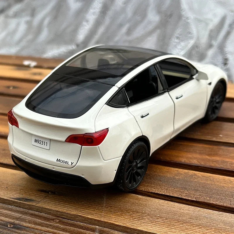 Tesla Model Y Metal Toy Car Model with Sound and Light!